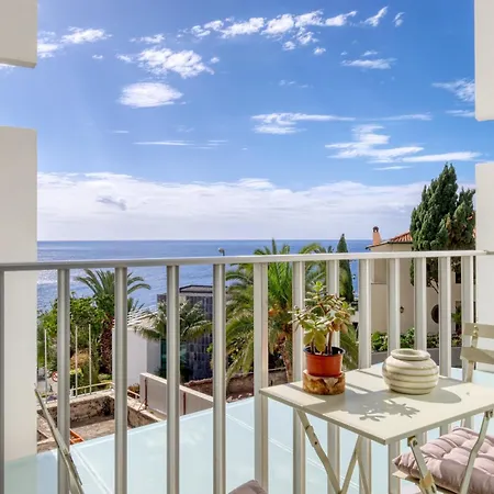Apartment Elsas Place, A In Madeira *