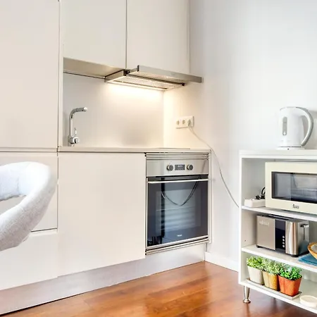 Elsas Place, A In Madeira Apartment *