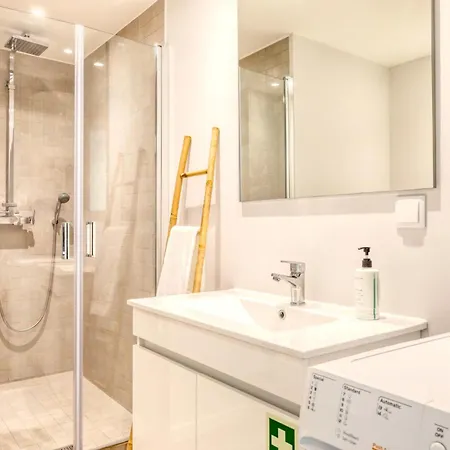 Elsa's Place, A In Madeira